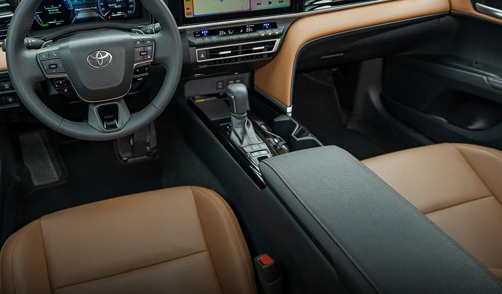 camry_interior_2